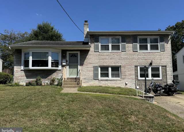Property at 1449 Chestnut Ave, Gloucester City, NJ 08030, 3 beds, 2 baths