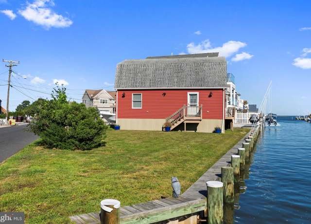 Property at 217 N Bay Dr, Bayville, NJ 08721, 3 beds, 2 baths