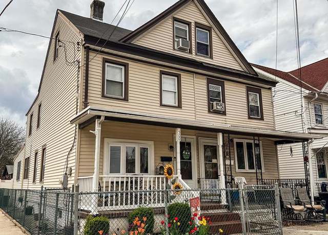 Property at 500 Jefferson Ave, Bristol, PA 19007, 3 beds, 1.5 baths