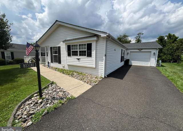 Property at 303 Blackberry Cir, New Hope, PA 18938, 2 beds, 2 baths