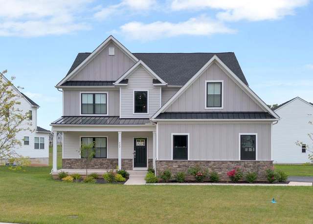 Property at 422 Emerald Ct, Spring City, PA 19475, 4 beds, 2 baths