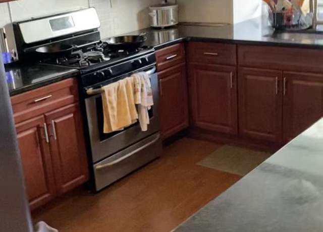 Property at 120 Garrett Ave, Bryn Mawr, PA 19010, 3 beds, 1 bath