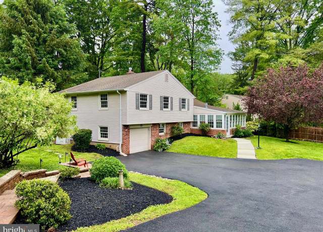 Property at 1031 Willowbrook Ln, Media, PA 19063, 4 beds, 2.5 baths