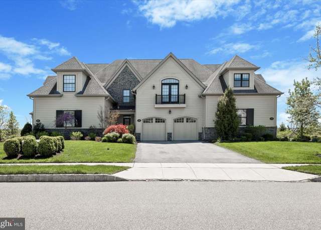 Property at 6150 Creekside Dr, Flourtown, PA 19031, 4 beds, 3.5 baths