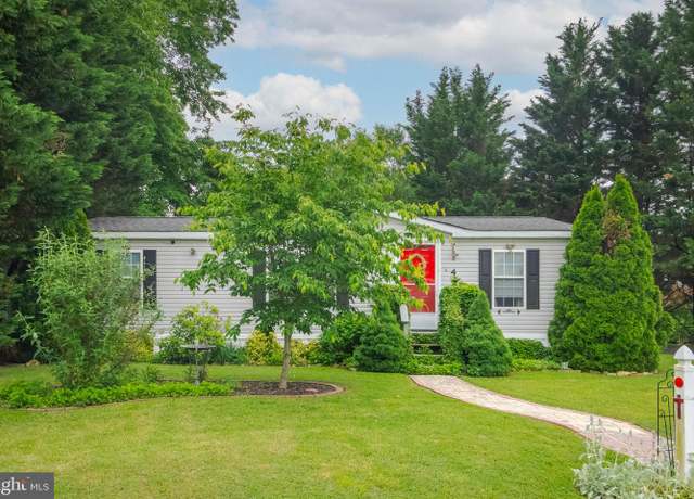 Property at 4 Mallard Dr, Chesapeake City, MD 21915, 3 beds, 2 baths