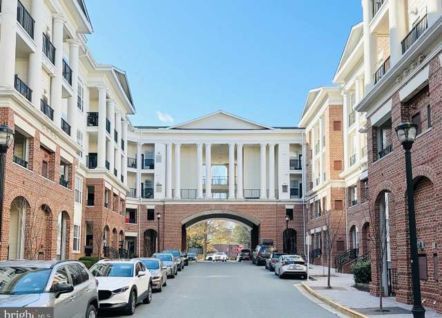 Property at 3 Arch Pl #124, Gaithersburg, MD 20878, 1 bed, 1 bath