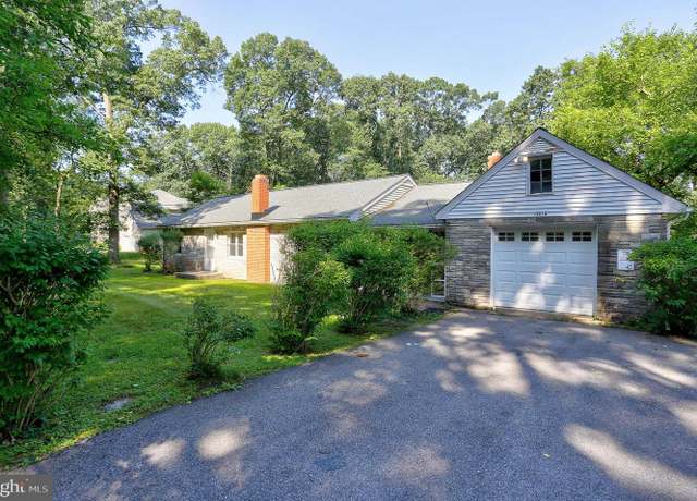 Property at 13914 Crest Hill Ln, Silver Spring, MD 20905, 3 beds, 1.5 baths