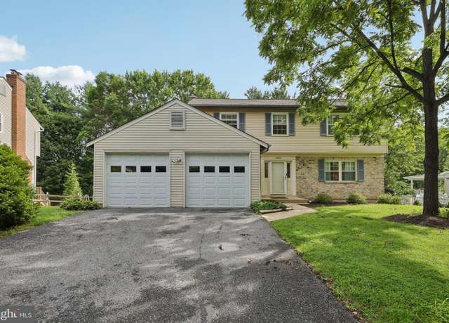 Property at 19025 Sedley Ter, Gaithersburg, MD 20879, 4 beds, 3.5 baths