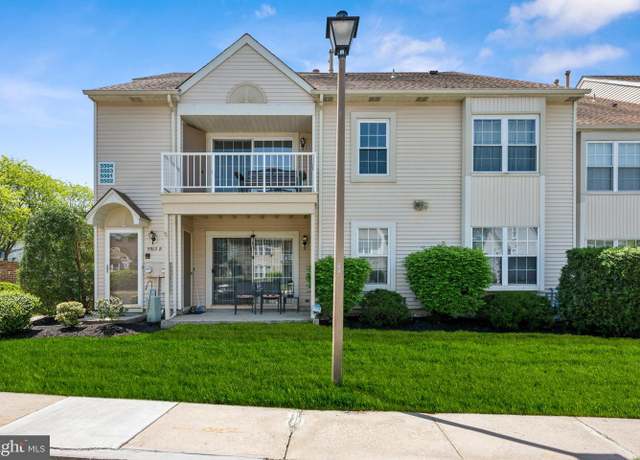 Property at 5502-B Adelaide Dr, Mount Laurel, NJ 08054, 2 beds, 2 baths