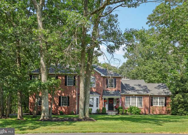 Property at 5 John Singer Sargent Way, Marlton, NJ 08053, 4 beds, 3.5 baths