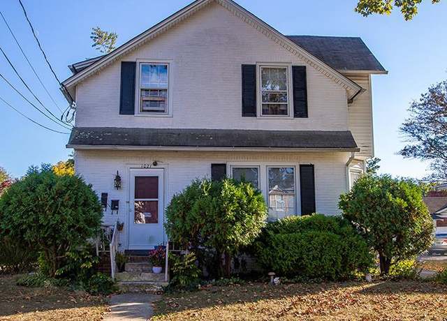 Property at 1021 New Pear St, Vineland, NJ 08360, 3 beds