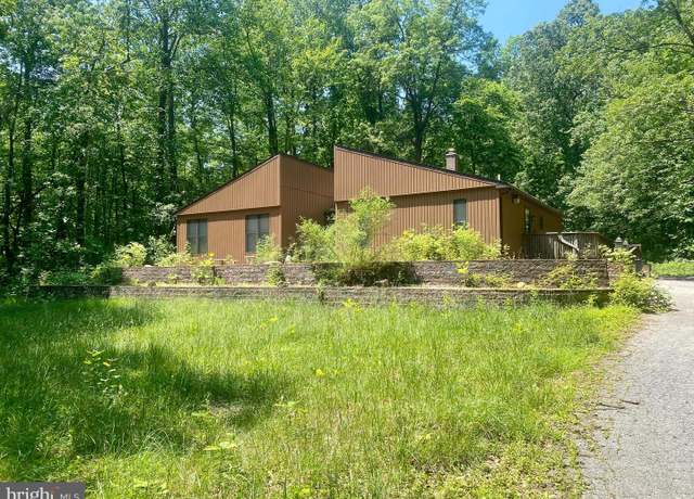 Property at 103 Beidiman Dr, Coatesville, PA 19320, 4 beds, 3 baths