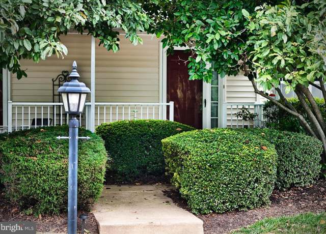 Property at 846 Amber Ln, West Chester, PA 19382, 2 beds, 1.5 baths