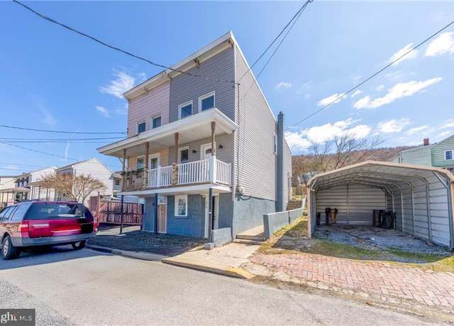 Property at 210 E Bacon St, Pottsville, PA 17901, 3 beds, 1 bath
