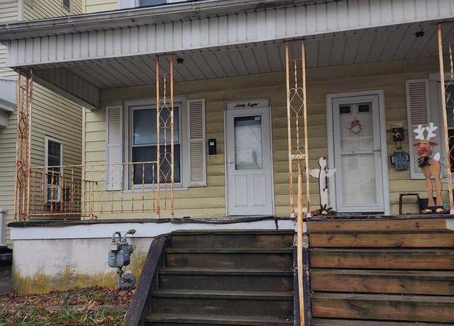 Property at 68 W Maple St, Dallastown, PA 17313, 2 beds, 1 bath