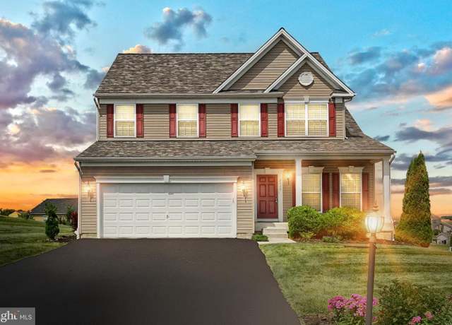Property at 2317 Water Garden Dr, Hanover, PA 17331, 5 beds, 3 baths