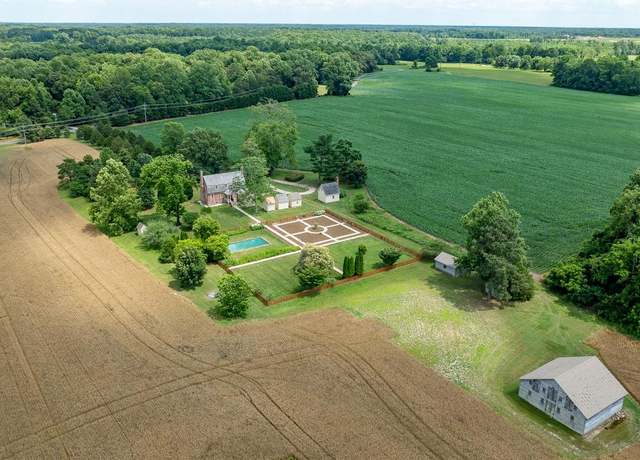 Property at 2459 Dunbrooke Rd, Tappahannock, VA 22560, 4 beds, 3 baths