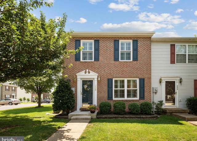 Property at 226 Surrey Club Ln, Stephens City, VA 22655, 2 beds, 1.5 baths