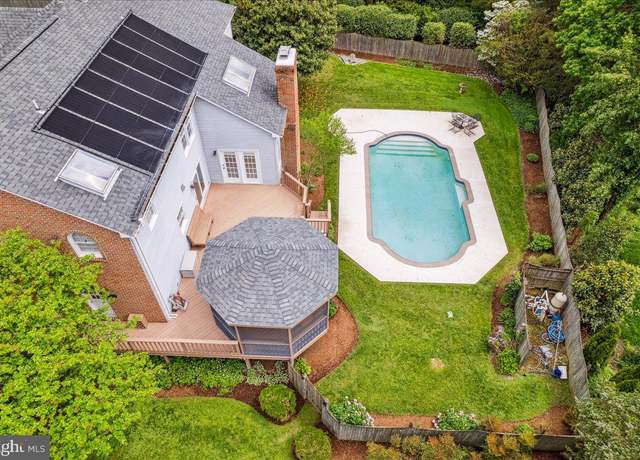 Property at 3020 Fox Mill Rd, Oakton, VA 22124, 5 beds, 4.5 baths