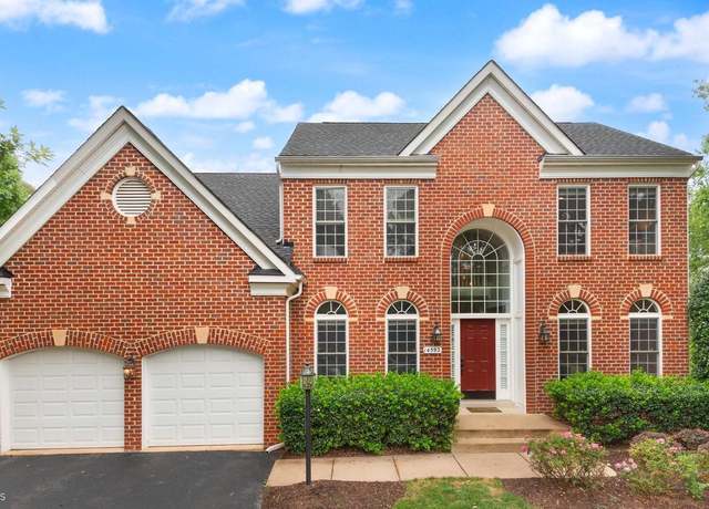 Property at 14592 Blair Brook Ct, Haymarket, VA 20169, 4 beds, 3.5 baths
