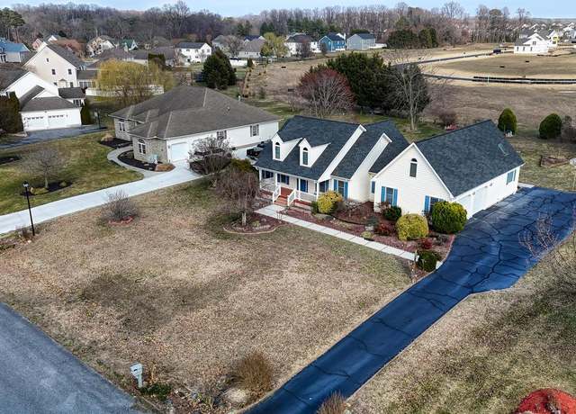 Property at 502 Waterside Dr, Felton, DE 19943, 4 beds, 3.5 baths