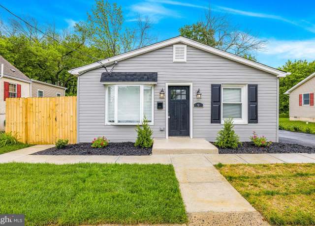 Property at 9 Meadowbrook Ave, Wilmington, DE 19804, 3 beds, 2 baths