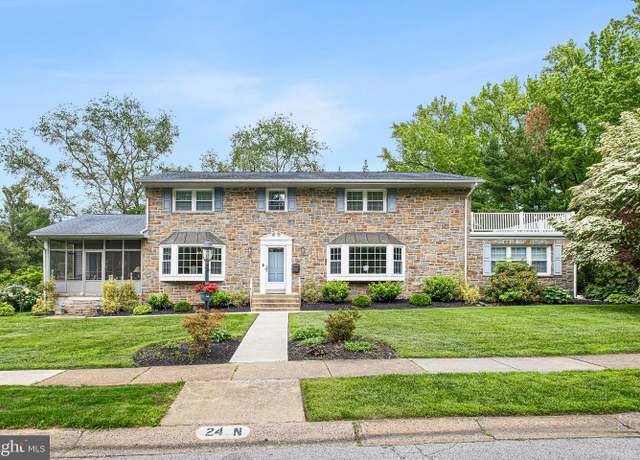 Property at 24 N Cliffe Dr, Wilmington, DE 19809, 4 beds, 3.5 baths