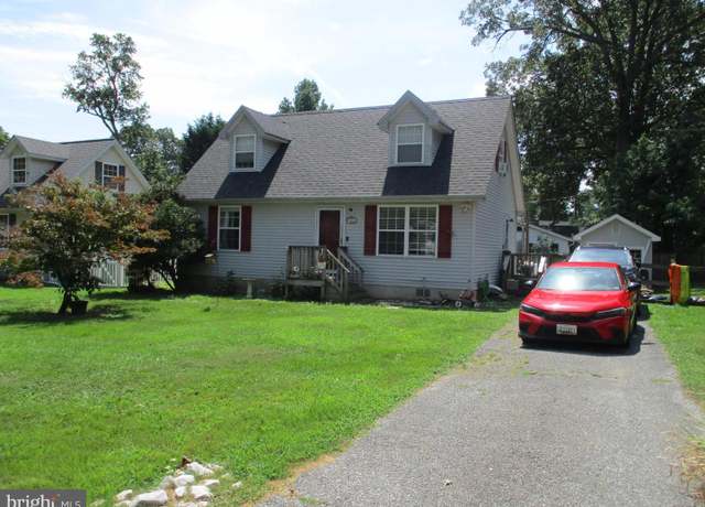 Property at 3831 8th St, North Beach, MD 20714, 4 beds, 2 baths