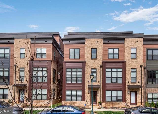 Property at 3323 Woodland Phlox St, Rockville, MD 20852, 4 beds, 3.5 baths