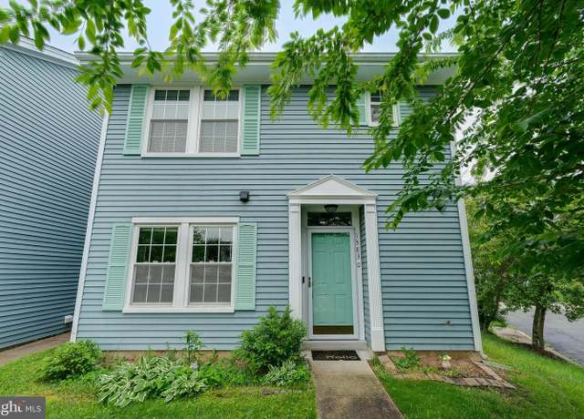 Property at 13830 Lord Fairfax Pl, Upper Marlboro, MD 20772, 2 beds, 2.5 baths