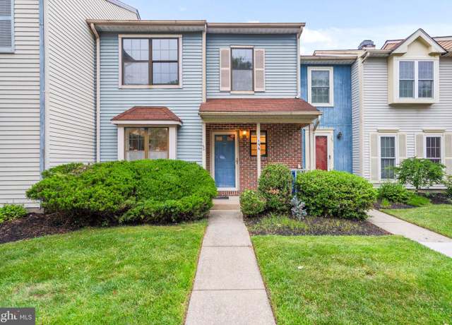 Property at 156 Crown Prince Dr, Marlton, NJ 08053, 2 beds, 1.5 baths