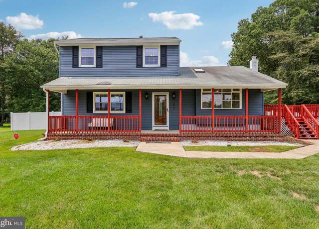 Property at 4518 E Sherman Ave, Vineland, NJ 08360, 3 beds, 2 baths