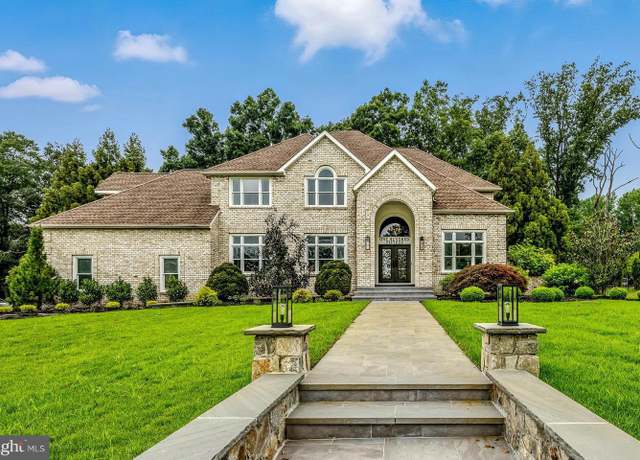 Property at 115 Fox Chase Ct, Swedesboro, NJ 08085, 6 beds, 4.5 baths