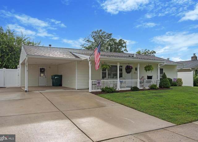 Property at 33 Tulip Ln, Levittown, PA 19054, 3 beds, 2 baths