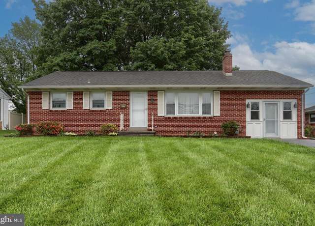 Property at 617 W Main St, Hummelstown, PA 17036, 2 beds, 2 baths