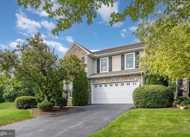 Property at 57 Carousel Cir, Hershey, PA 17033, 3 beds, 3 baths