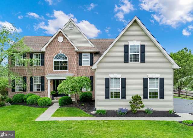 Property at 3 Durham Cir, Schwenksville, PA 19473, 4 beds, 2.5 baths