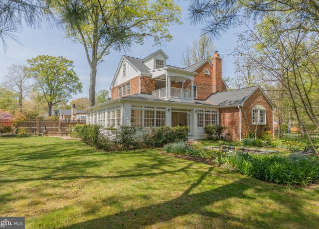 Property at 4901 Stillwell Ave, Alexandria, VA 22309, 4 beds, 3 baths