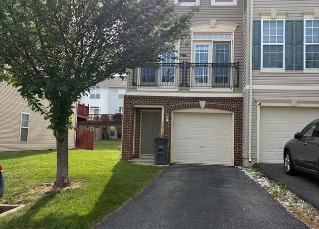 Property at 15718 John Diskin Cir, Woodbridge, VA 22191, 3 beds, 3.5 baths