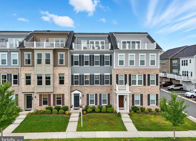 Property at 17233 Branched Oak Rd, Dumfries, VA 22026, 4 beds, 3.5 baths