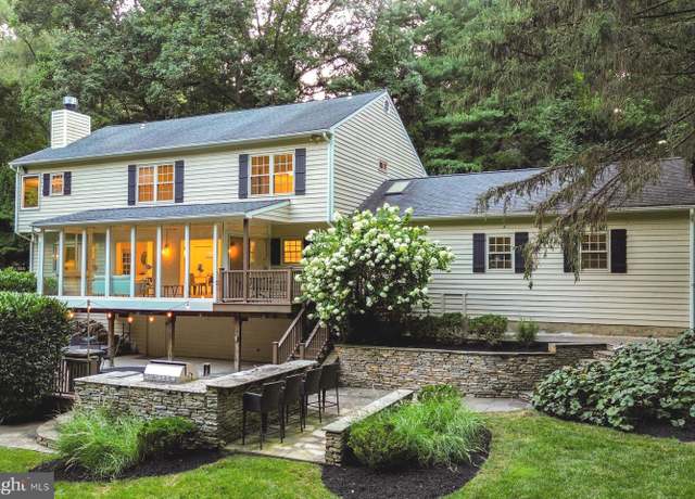 Property at 11600 Greenspring Ave, Lutherville Timonium, MD 21093, 5 beds, 2.5 baths