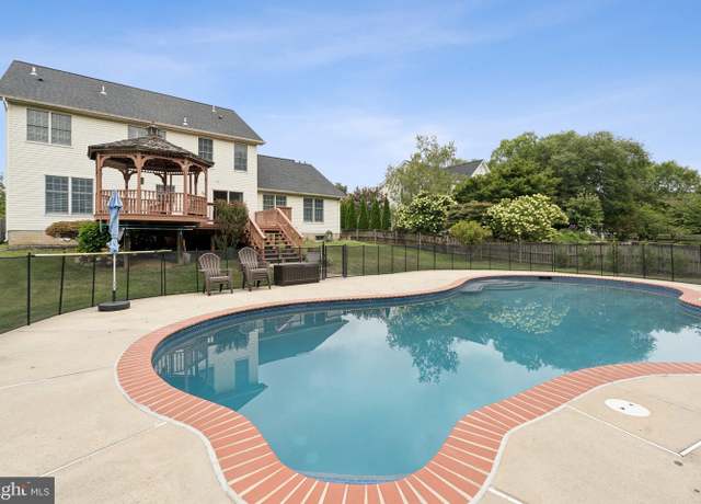 Property at 107 Mina Dr, Middletown, MD 21769, 4 beds, 3.5 baths