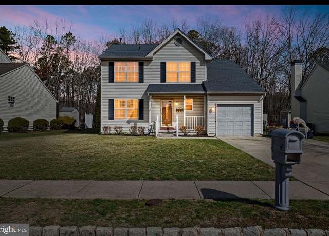 Property at 4 Providence Rd, Egg Harbor Township, NJ 08234, 3 beds, 2.5 baths