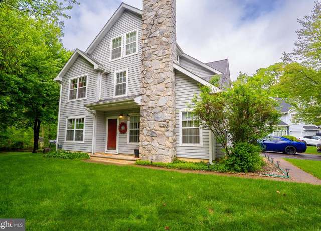 Property at 42 Haymarket Ct, Cranbury, NJ 08512, 3 beds, 2.5 baths