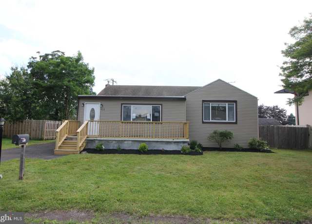 Property at 913 Fairview Ave, Bristol, PA 19007, 2 beds, 2 baths