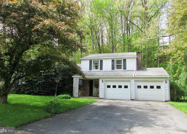 Property at 645 W Hillside Ave, State College, PA 16803, 3 beds, 2 baths