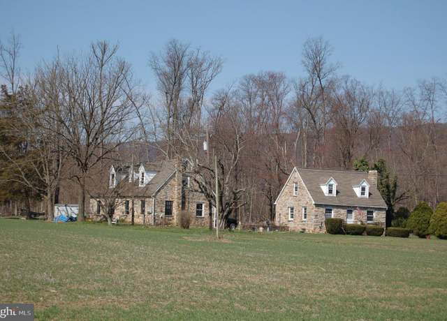 Property at 11 Wolfe Dr, Jonestown, PA 17038