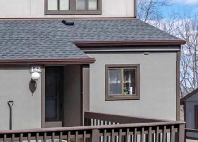 Property at 142 Cross Country Ln, Tannersville, PA 18372, 3 beds, 2.5 baths
