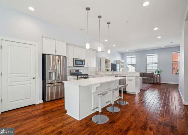 Property at 402 Reed St, Philadelphia, PA 19147, 3 beds, 4.5 baths