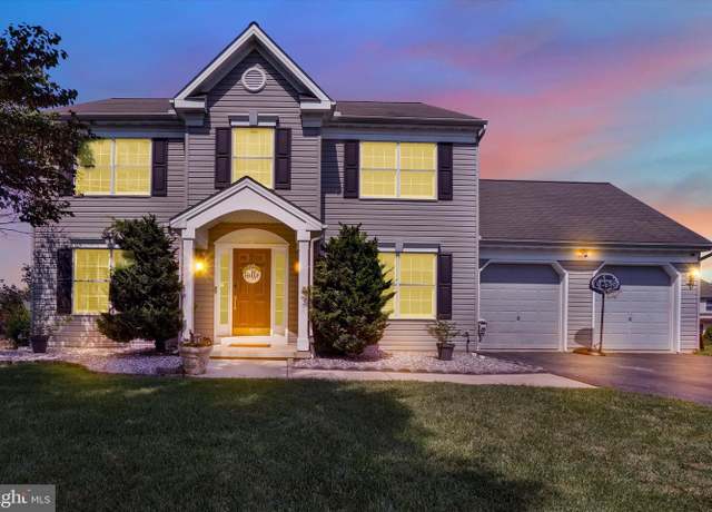 Property at 65 Angela Ln, York, PA 17402, 3 beds, 3.5 baths